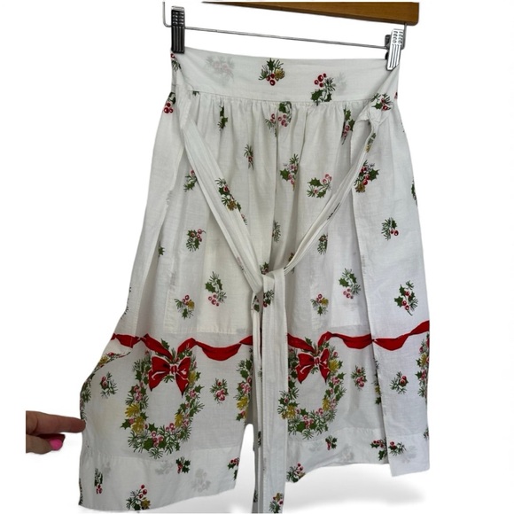 Vintage 1950s Hostess Half APRON Christmas Bells Wreaths & Holly - Picture 11 of 11